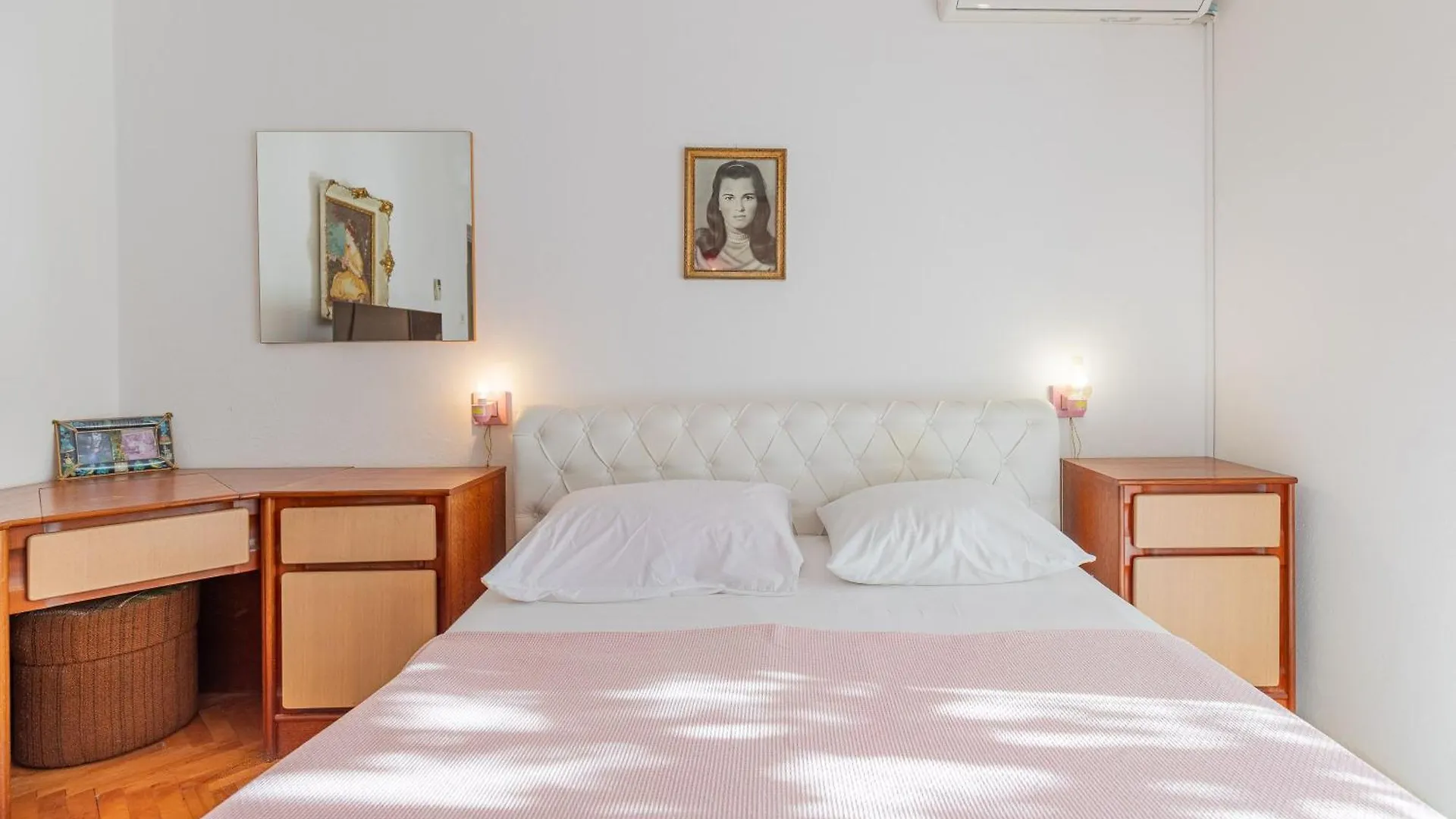 Tinka, Zimmer No 1 Starigrad Paklenica